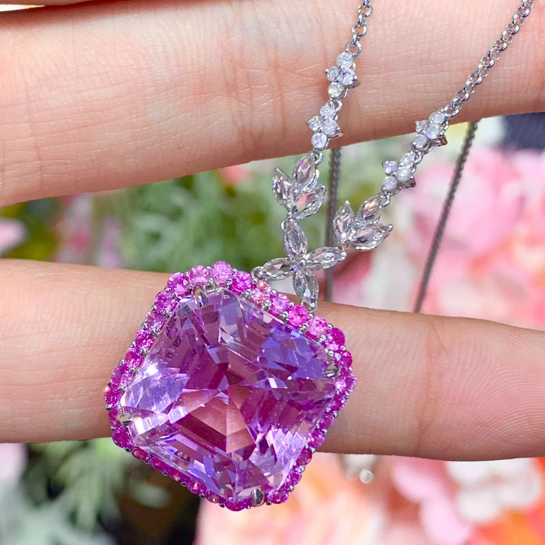 14k Gold 28.6 Ct Natural Kunzite & Diamond & Sapphire Necklace - 8