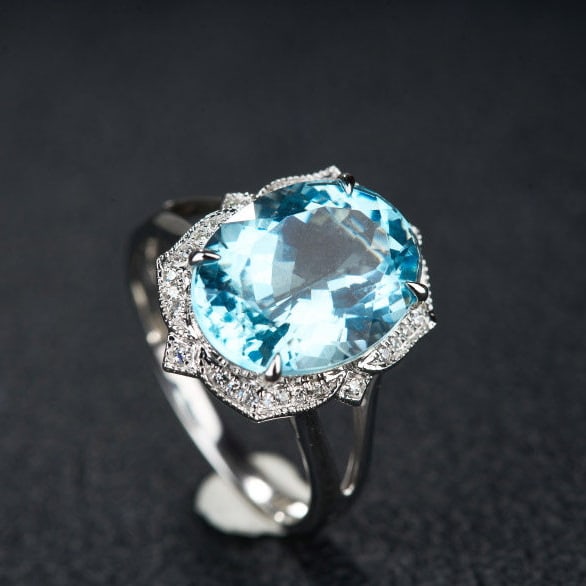 14k Gold 4.8 Ct Natural Aquamarine & Diamond Ring - 6