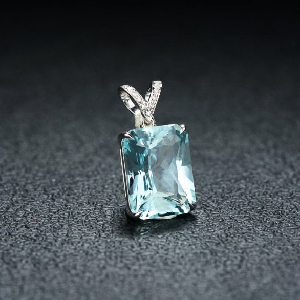 14k Gold 5.64 Ct Natural Aquamarine & Diamond Pendant( Without Chain ) - 2
