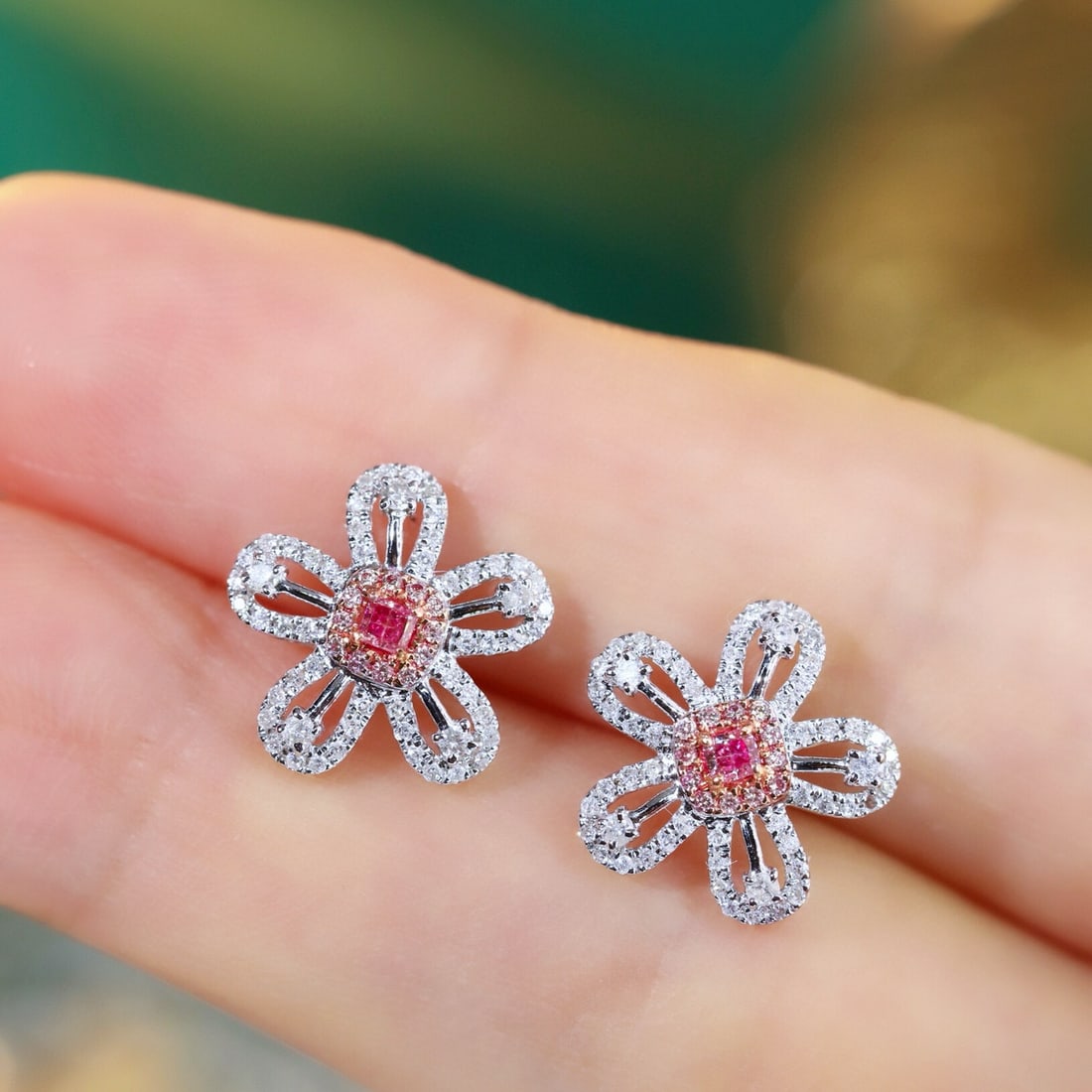 14k Gold 0.56 Ctw Natural Pink Diamond & Diamond & Flowers Earrings - 7