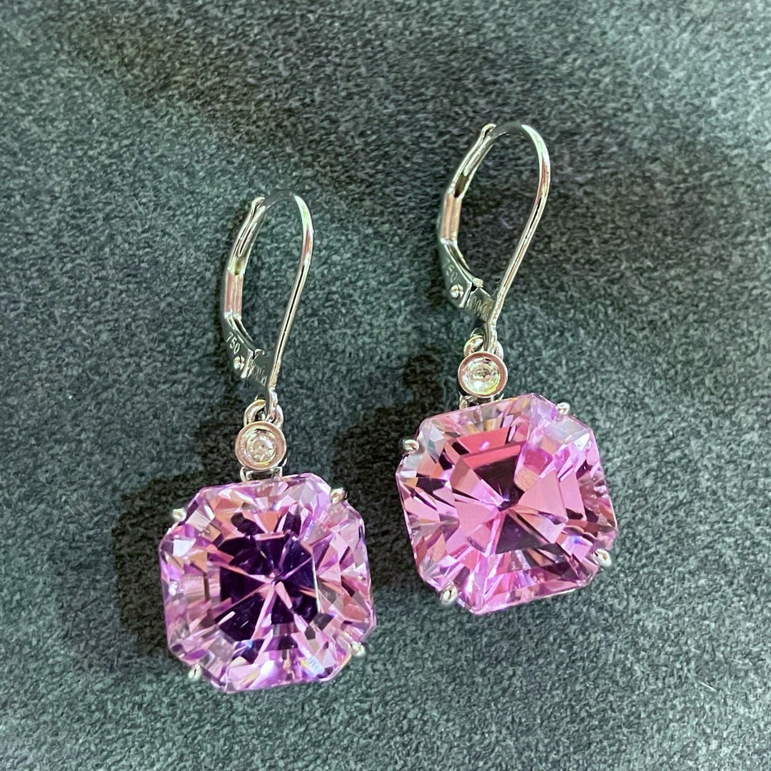 14k Gold 20.5 Ct Natural Kunzite & Diamond Earrings: Ref:231160057 // gold content:14k gold // main gemstone:kunzite // shape:octagonal // carat weight:20. 5ct // color:purple // treatment:natural // // adjacent gemstone 2 : diamond // shape:round //