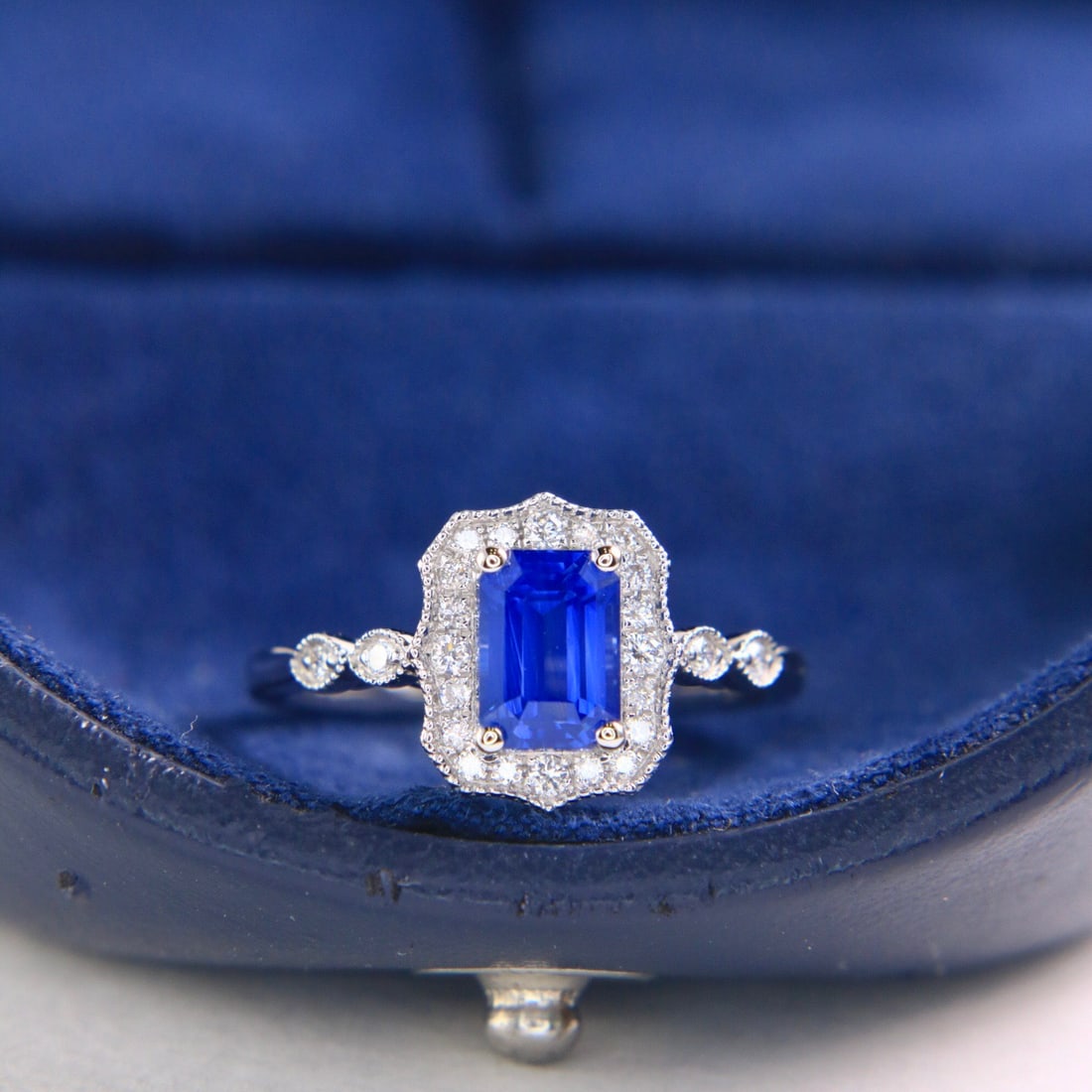 14k Gold 1.69 Ctw Natural Sapphire & Diamond Ring: Ref:231160074 // gold content:14k gold // ring size:7. 25us // // main gemstone:sapphire // shape:octagonal // carat weight:1. 52ct // color:royal blue // treatment:natural // // adjacent gemstone 2 :