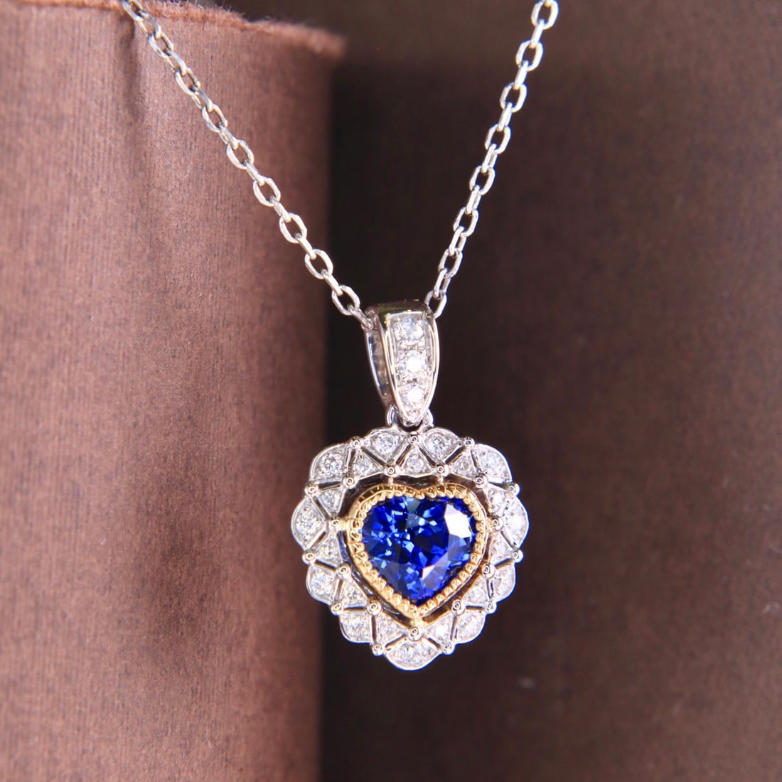 14k Gold 1.14 Ctw Natural Sapphire & Diamond Necklace - 4