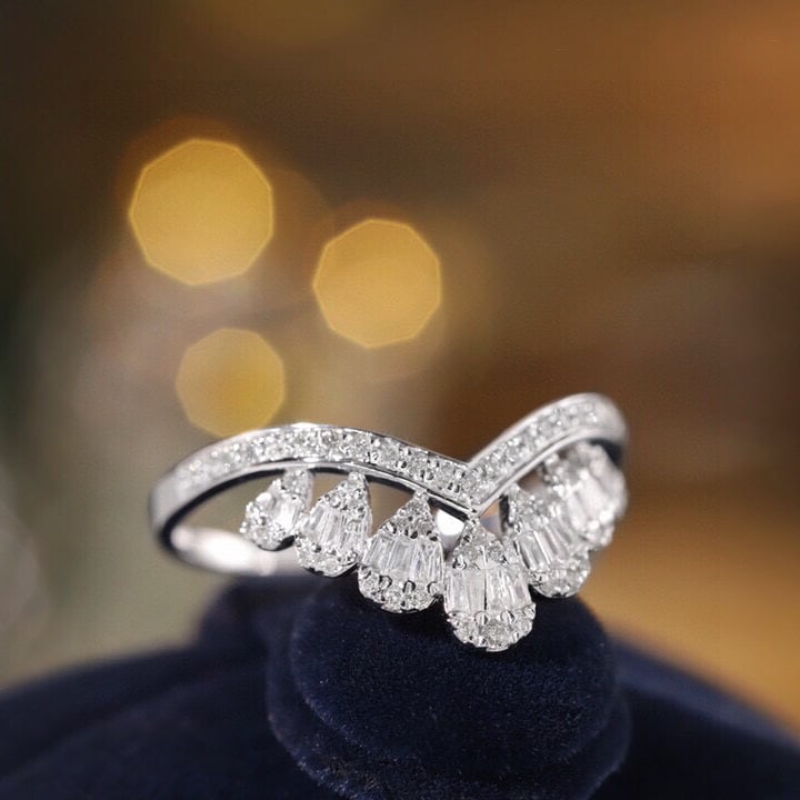 14k Gold 0.4 Ct Natural H Diamond Ring - 6