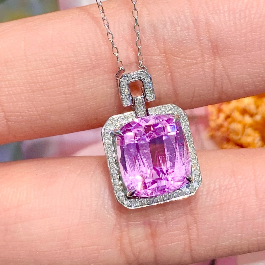 14k Gold 6.65 Ct Natural Kunzite & Diamond Pendant( Without Chain ) - 5
