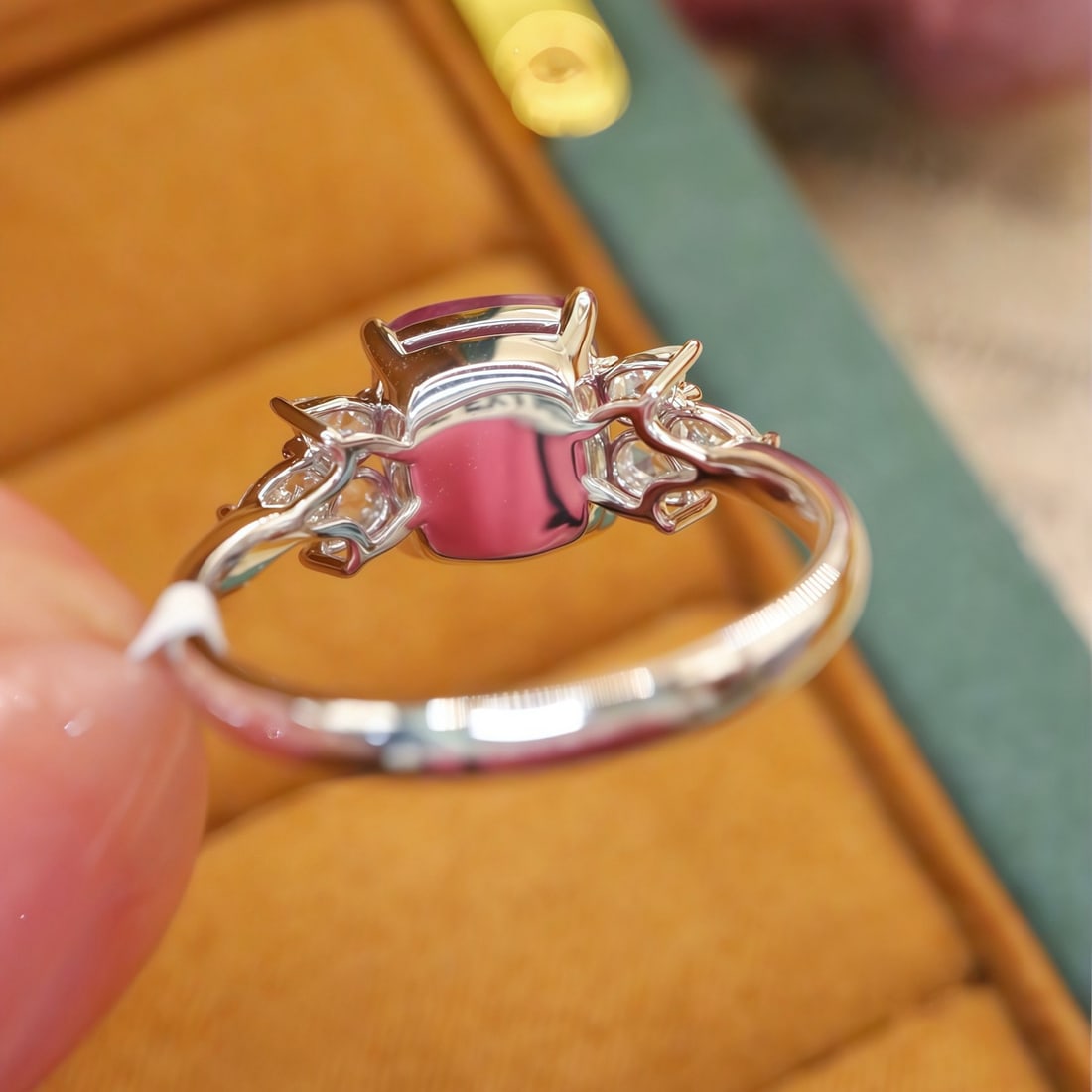 14k Gold 3.29 Ctw Natural Spinel & Diamond Ring - 4