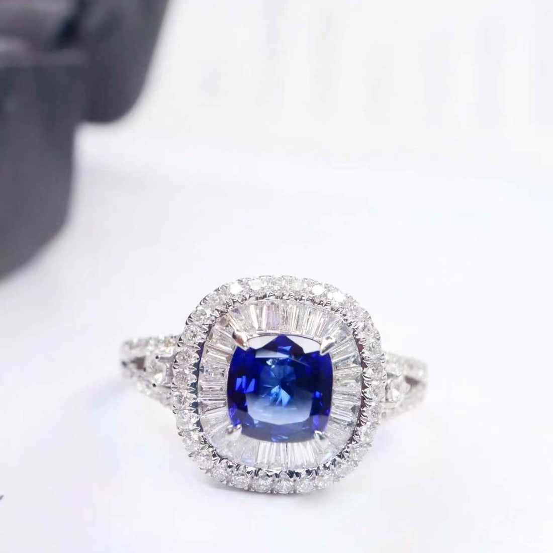 14k Gold 1.91 Ctw Natural Sapphire & Diamond Ring - 5