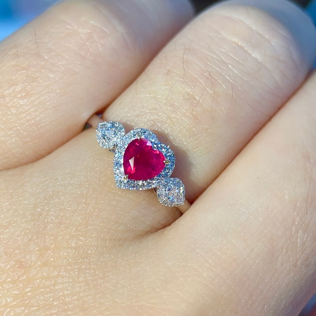14k Gold 0.91 Ctw Natural Ruby & Diamond Ring - 5