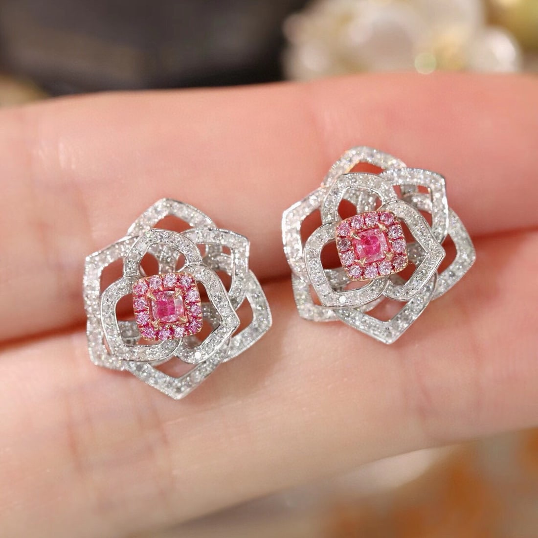 14k Gold 0.80 Ctw Natural Pink Diamond & Diamond & Flowers Earrings - 7