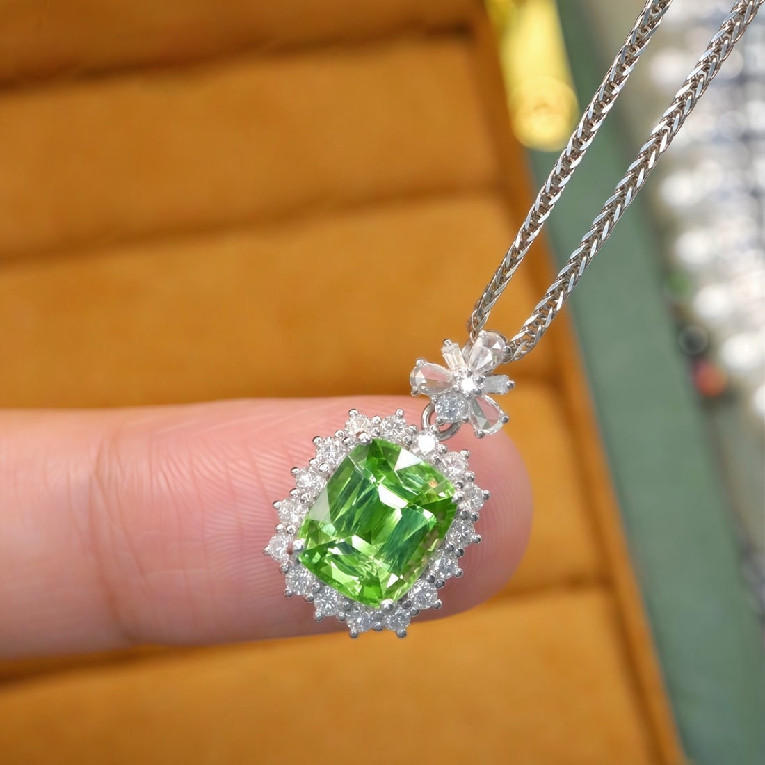 14k Gold 3.10 Ctw Natural Tsavorite & Diamond Pendant( Without Chain ) - 2