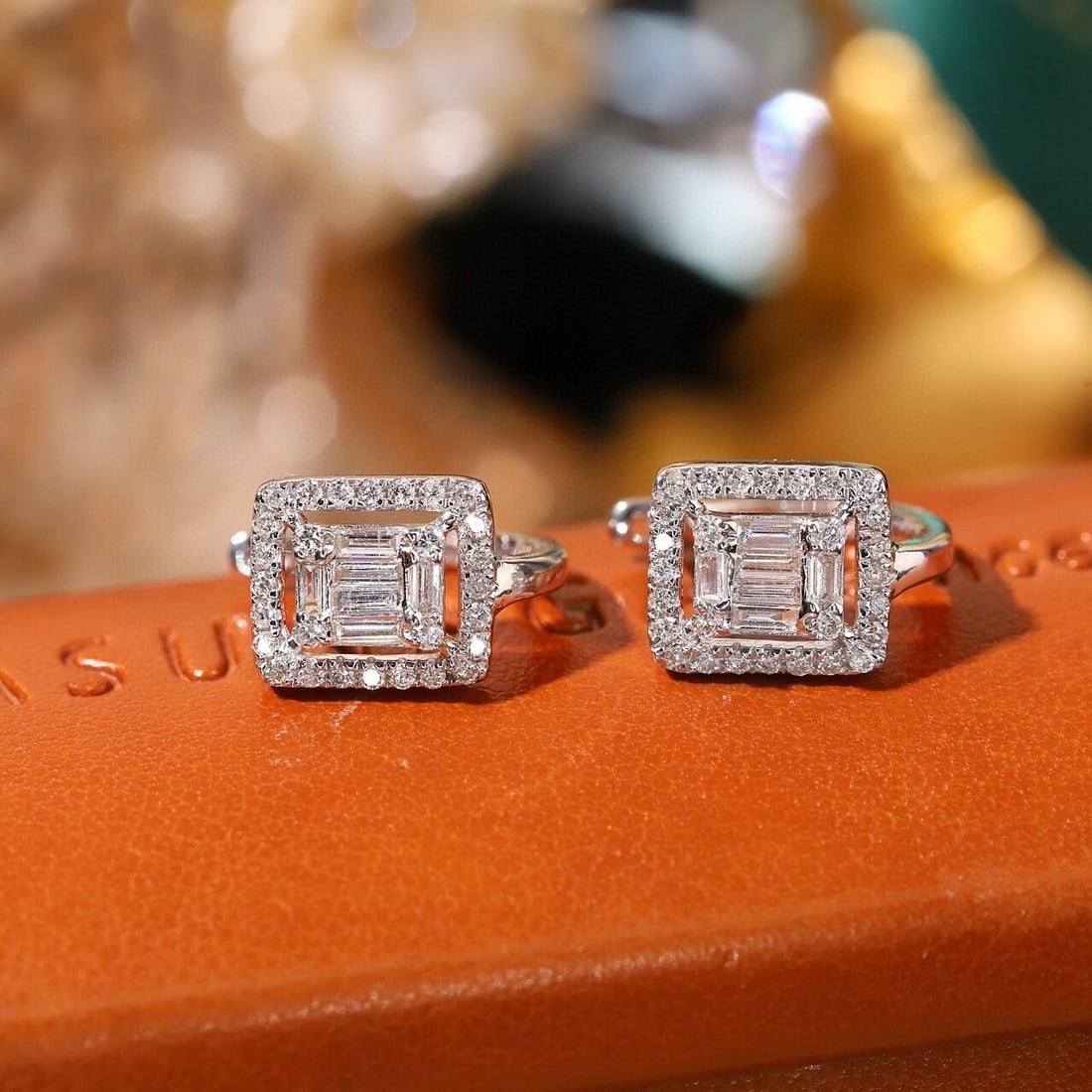 14k Gold 0.6 Ct Natural H Diamond Earrings - 2