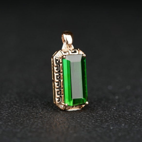 14k Gold 5.25 Ct Natural Tourmaline & Diamond Pendant( Without Chain ) - 2