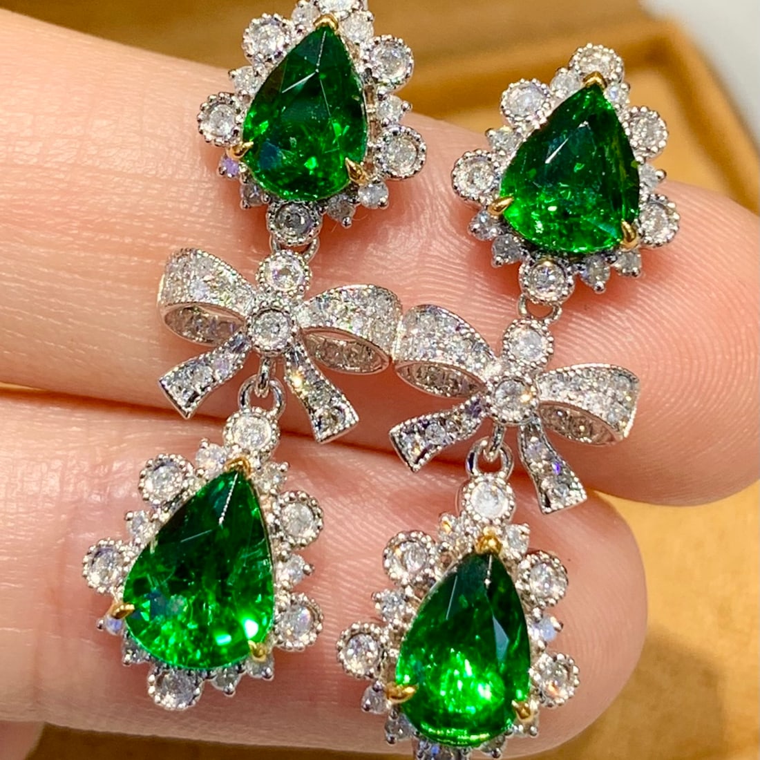 14k Gold 4.2 Ct Vivid Green Natural Tsavorite & Diamond Earrings - 3