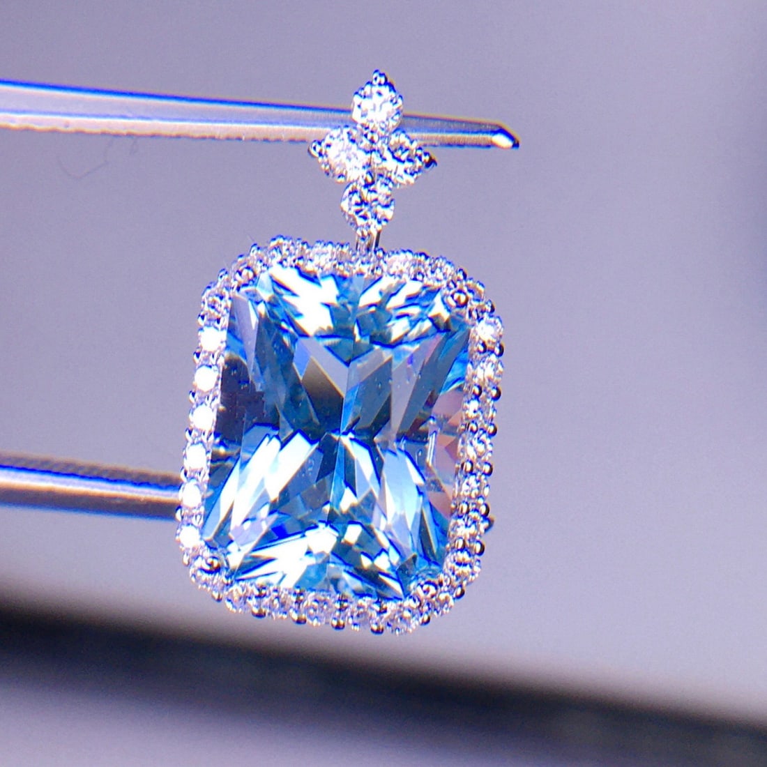 14k Gold 3.62 Ct Natural Aquamarine & Diamond Pendant( Without Chain ) - 2