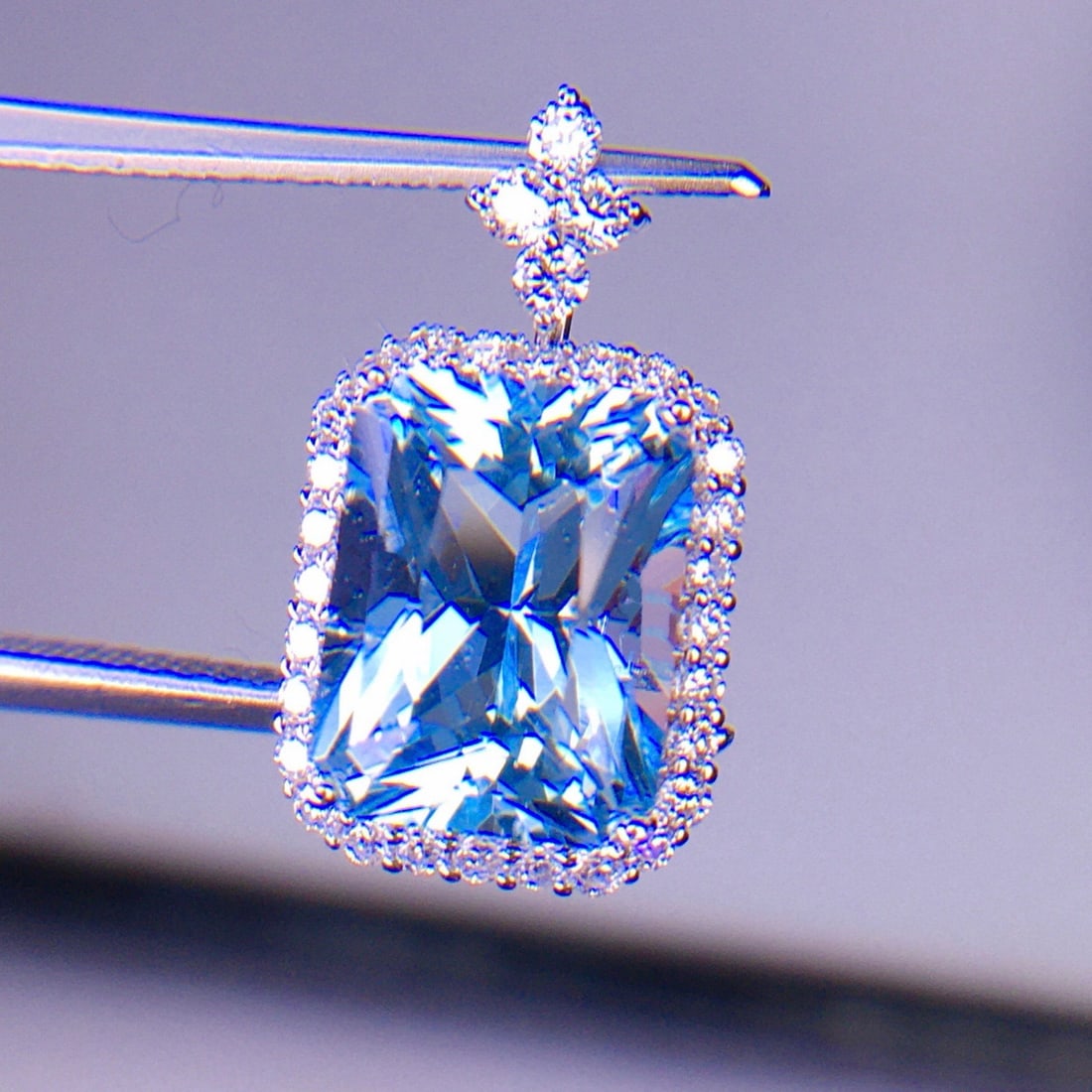 14k Gold 3.62 Ct Natural Aquamarine & Diamond Pendant( Without Chain ) - 4