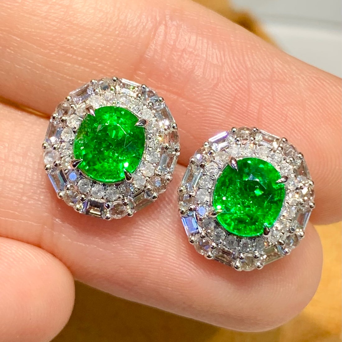 14k Gold 2.3 Ct Vivid Green Natural Tsavorite & Diamond Earrings - 3