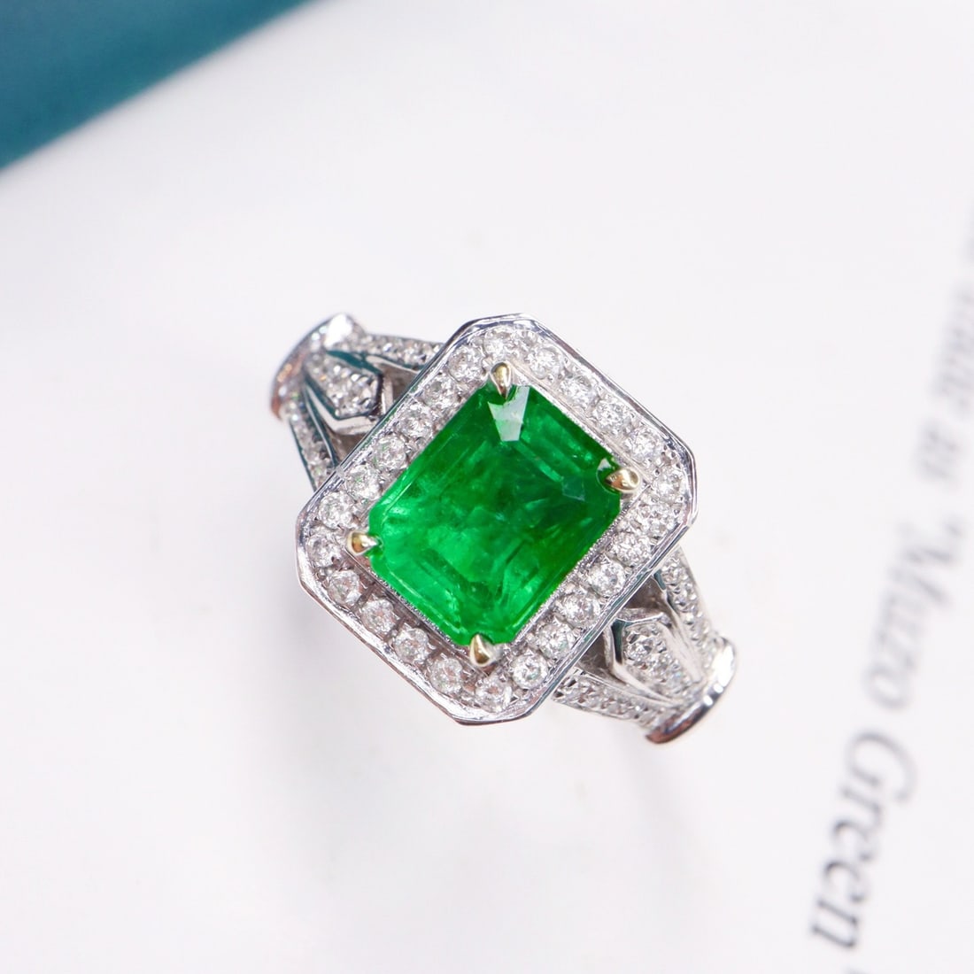 14k Gold 1.95 Ctw Vivid Green Natural Emerald & Diamond Ring - 3