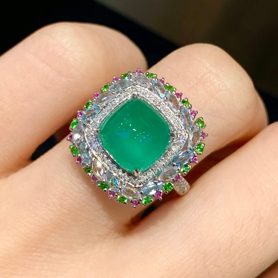 14k Gold 2.8 Ct Natural Emerald & Diamond & Coloured Gemstone Ring - 5