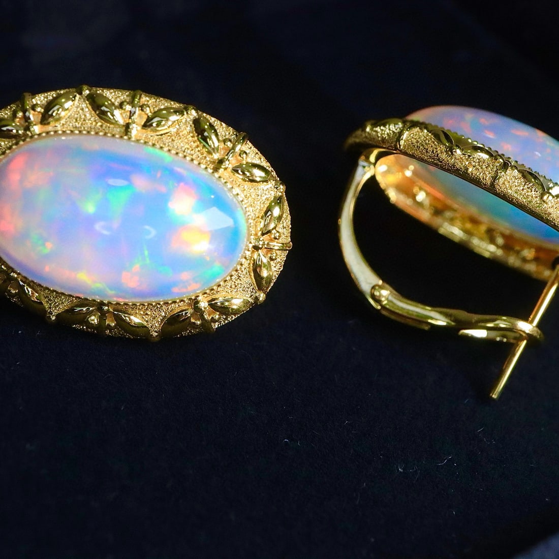 14k Gold 12.16 Ct Natural Opal Earrings - 3