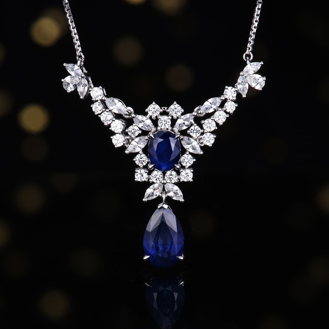 14k Gold 3.77 Ctw Natural Sapphire & Sapphire Necklace: Ref:230947009 // gold content:14k gold // ring size:7. 25us // // main gemstone:sapphire // shape:square // carat weight:1ct // color:blue // treatment:natural // // adjacent gemstone 2 : diamond //