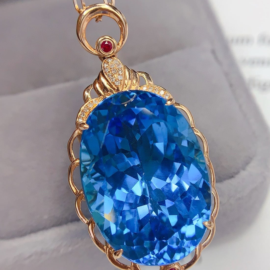 14k Gold 33 Ct Natural Topaz & Diamond Pendant( Without Chain ) - 5