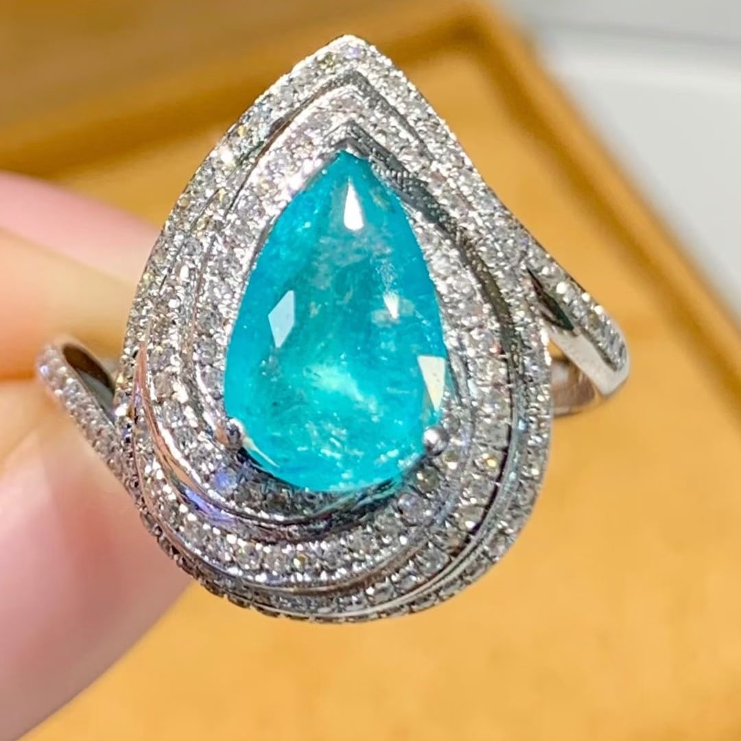 14k Gold 1.3 Ct Natural Paraiba Tourmaline & Diamond Ring: Ref:230947051 // gold content:14k gold // main gemstone:diamond // shape:multiply // carat weight:2. 76ct // clarity grade:vs-si // color:h // treatment:natural // Condition: New Low Estimate: