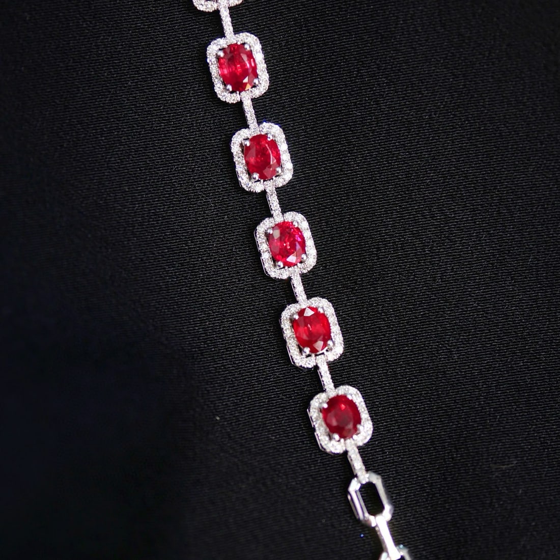 14k Gold 4.54 Ctw Natural Ruby & Diamond Bracelet - 3