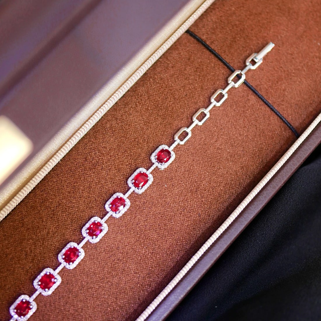 14k Gold 4.54 Ctw Natural Ruby & Diamond Bracelet - 5