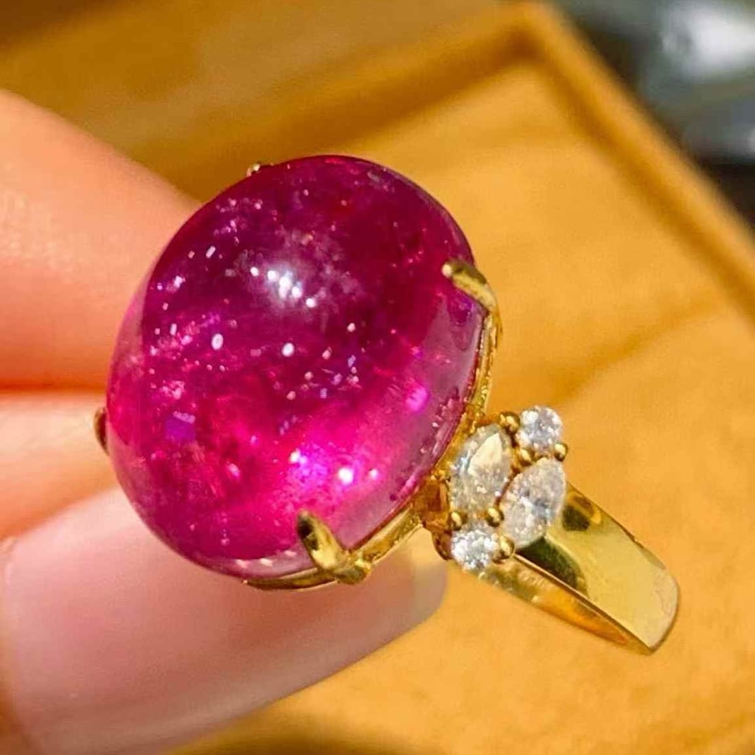 14k Gold 8.65 Ct Natural Tourmaline & Diamond Ring - 2