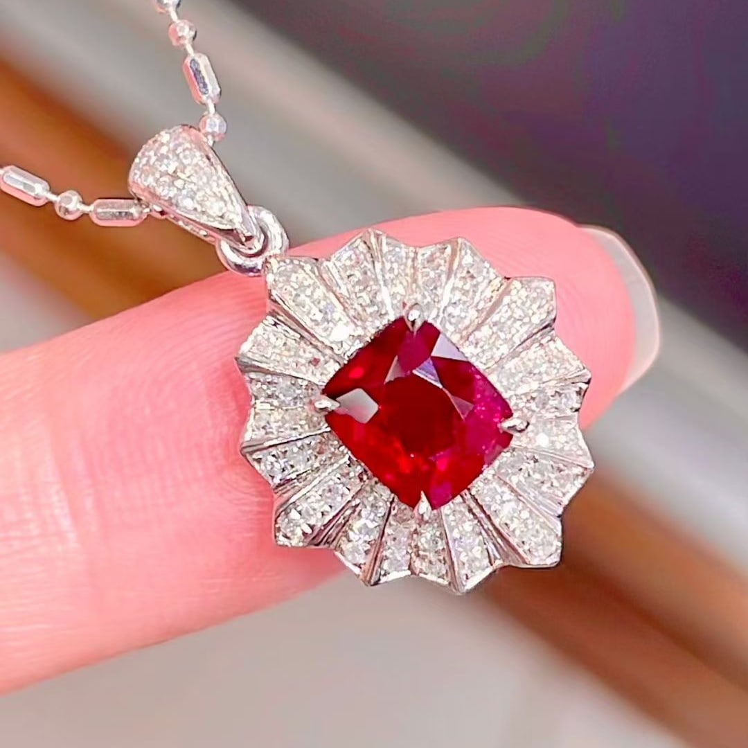14k Gold 1.1 Ct Vivid Red Natural Ruby & Diamond Pendant( Without Chain ): Ref:230947107 // gold content:14k gold // main gemstone:diamond // shape:multiply // carat weight:1ct // clarity grade:vs-si // color:color // treatment:natural // Condition: New Low Estimate: