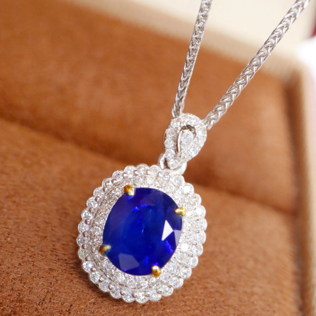 14k Gold 1.32 Ctw Vivid Blue Natural Sapphire & Diamond Pendant( Without Chain ) - 4