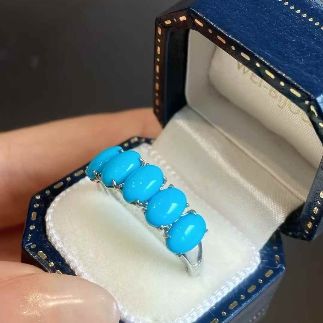 14k Gold 2.2 Ct Natural Blue Turquoise Ring - 4
