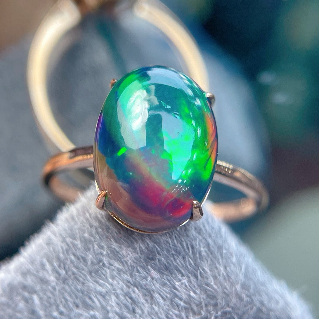 14k Gold 3.94 Ct Natural Opal Ring - 5