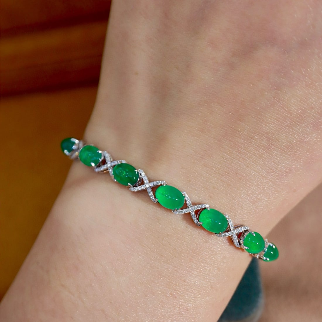 14k Gold 10.93 Ctw Natural Emerald & Diamond Bracelet - 6