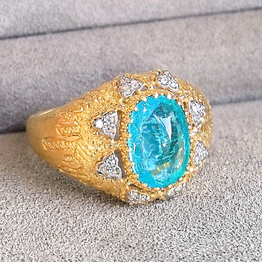 14k Gold 1.50 Ct Natural Paraiba Tourmaline & Diamond Ring: Ref:230947202 // gold content:14k gold // ring size:7. 25us // // main gemstone:sapphire // shape:pear // carat weight:1. 53ct // color:pinkish purple // treatment:natural // // adjacent gemstone 2 :