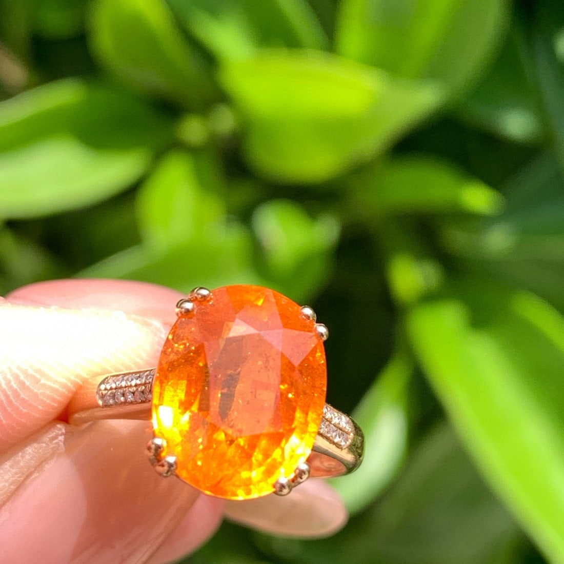 14k Gold 8.15 Ct Natural Spessartine & Diamond Ring: Ref:230947211 // gold content:14k gold // ring size:7. 25us // // main gemstone:sapphire // shape:oval // carat weight:1. 77ct // color:royal blue // treatment:natural // // adjacent gemstone 2 :