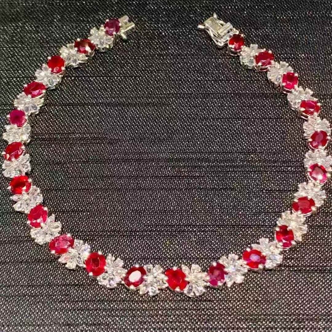 14k Gold 7.5 Ct Natural Ruby & Diamond & Sapphire Bracelet: Ref:230947220 // gold content:14k gold // main gemstone:tourmaline // shape:oval // carat weight:2. 2ct // color:green // treatment:natural // // adjacent gemstone 2 : diamond // number of stones:18