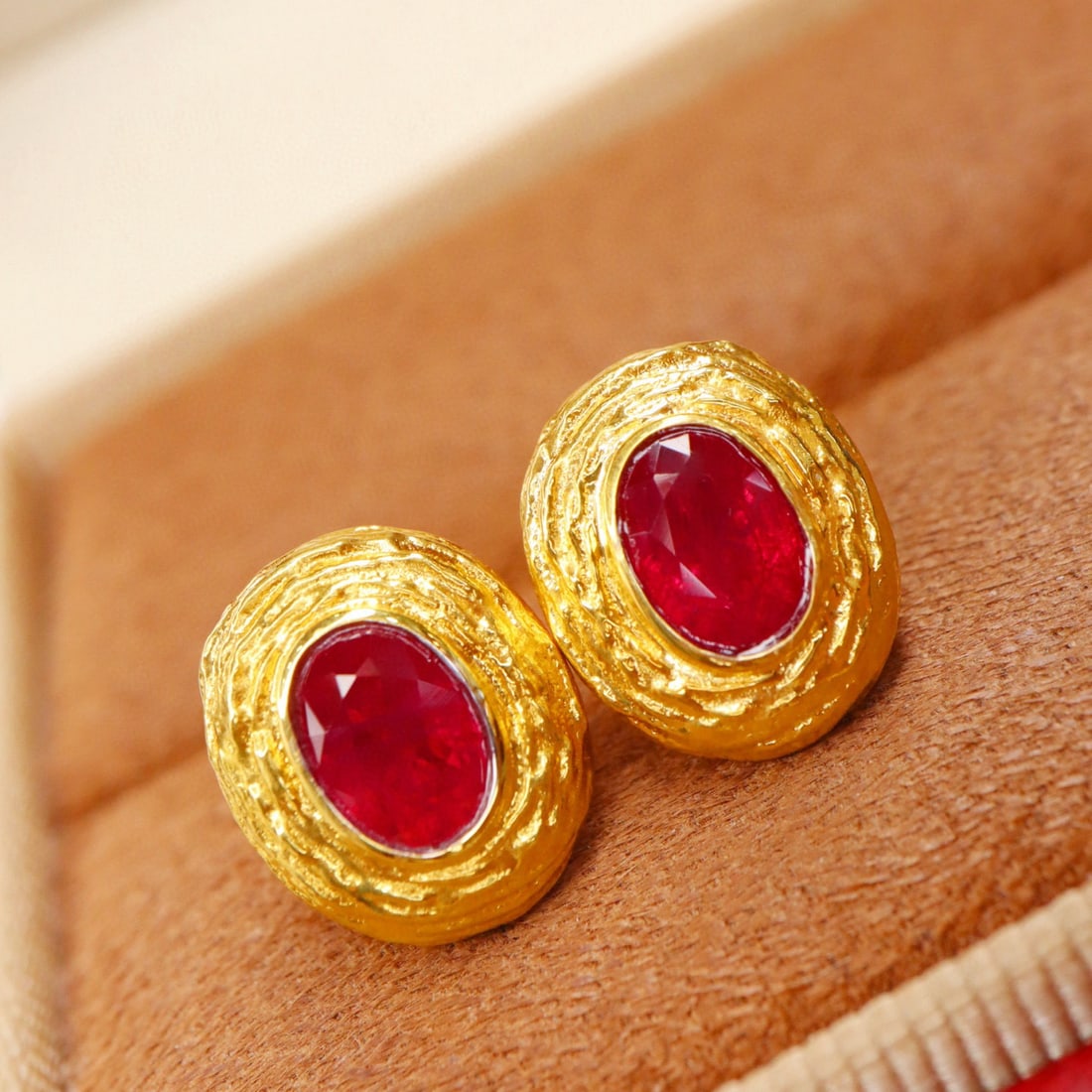 14k Gold 1.36 Ct Natural Ruby Earrings - 4
