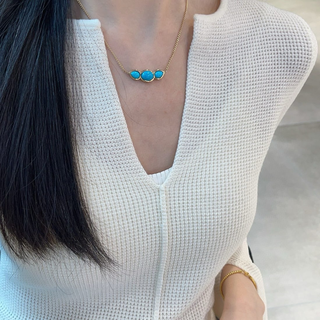 14k Gold 5 Ct Natural Blue Turquoise Necklace - 3