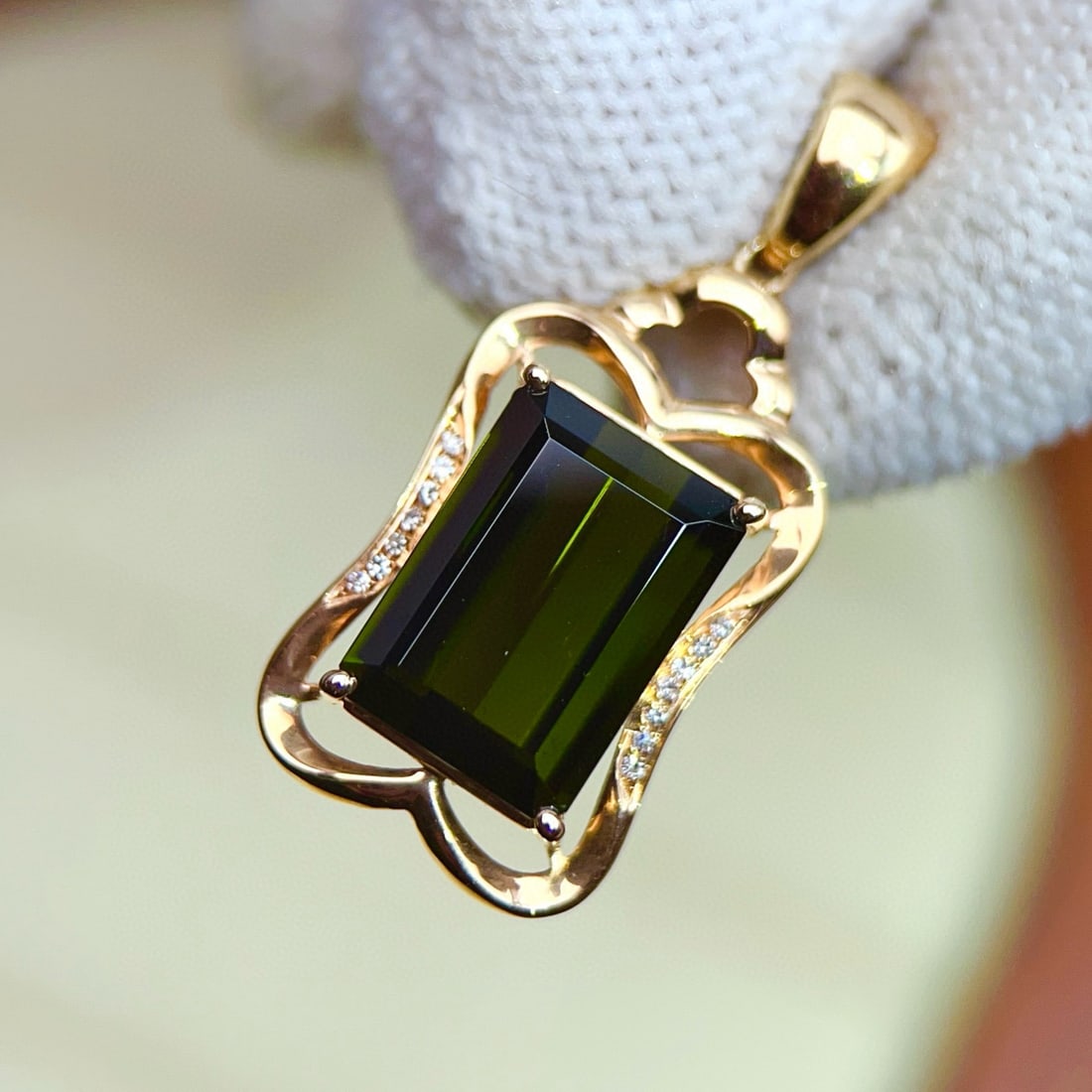 14k Gold 4.54 Ctw Natural Tourmaline & Diamond Pendant( Without Chain ) - 3