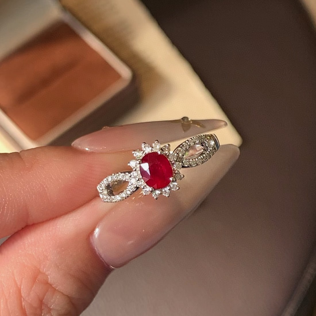 14k Gold 0.89 Ctw Natural Ruby & Diamond Ring - 4