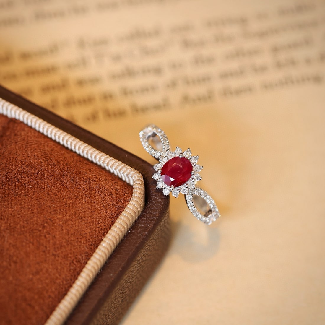 14k Gold 0.89 Ctw Natural Ruby & Diamond Ring - 6