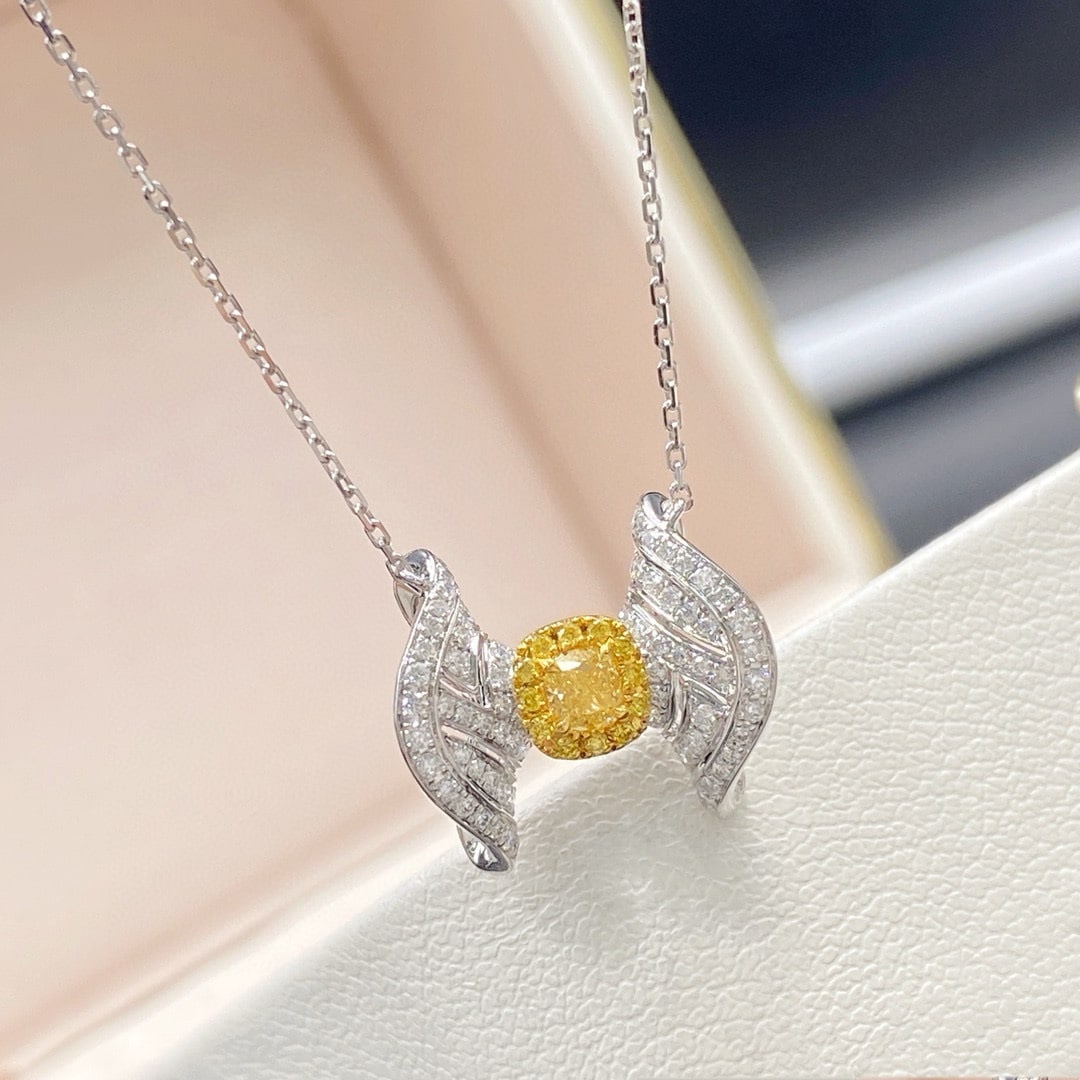 14k Gold 0.66 Ctw Natural Yellow Diamond & Diamond Necklace: Ref:231078069 // gold content:14k gold // main gemstone:yellow diamond // shape:cushion // carat weight:0. 23ct // color:yellow // treatment:natural // // adjacent gemstone 2 : diamond // shape:round