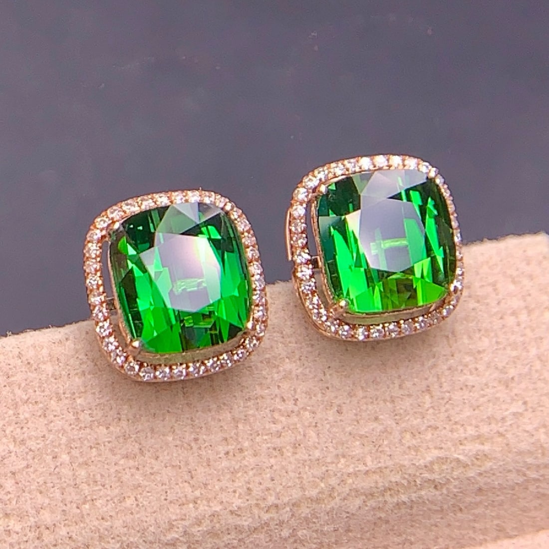 14k Gold 5.2 Ct Natural Tourmaline & Diamond Earrings - 3