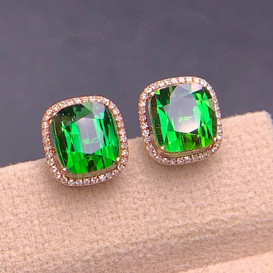 14k Gold 5.2 Ct Natural Tourmaline & Diamond Earrings - 4