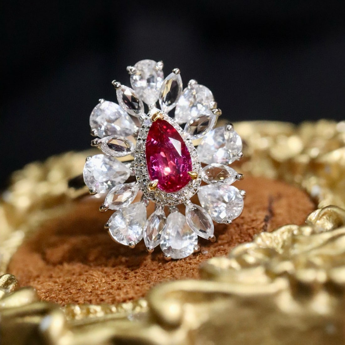 14k Gold 0.65 Ctw Natural Ruby & Diamond Ring: Ref:231078100 // gold content:14k gold // ring size:7. 25us // // main gemstone:ruby // shape:pear // carat weight:0. 58ct // color:red // treatment:natural // // adjacent gemstone 2 : diamond //
