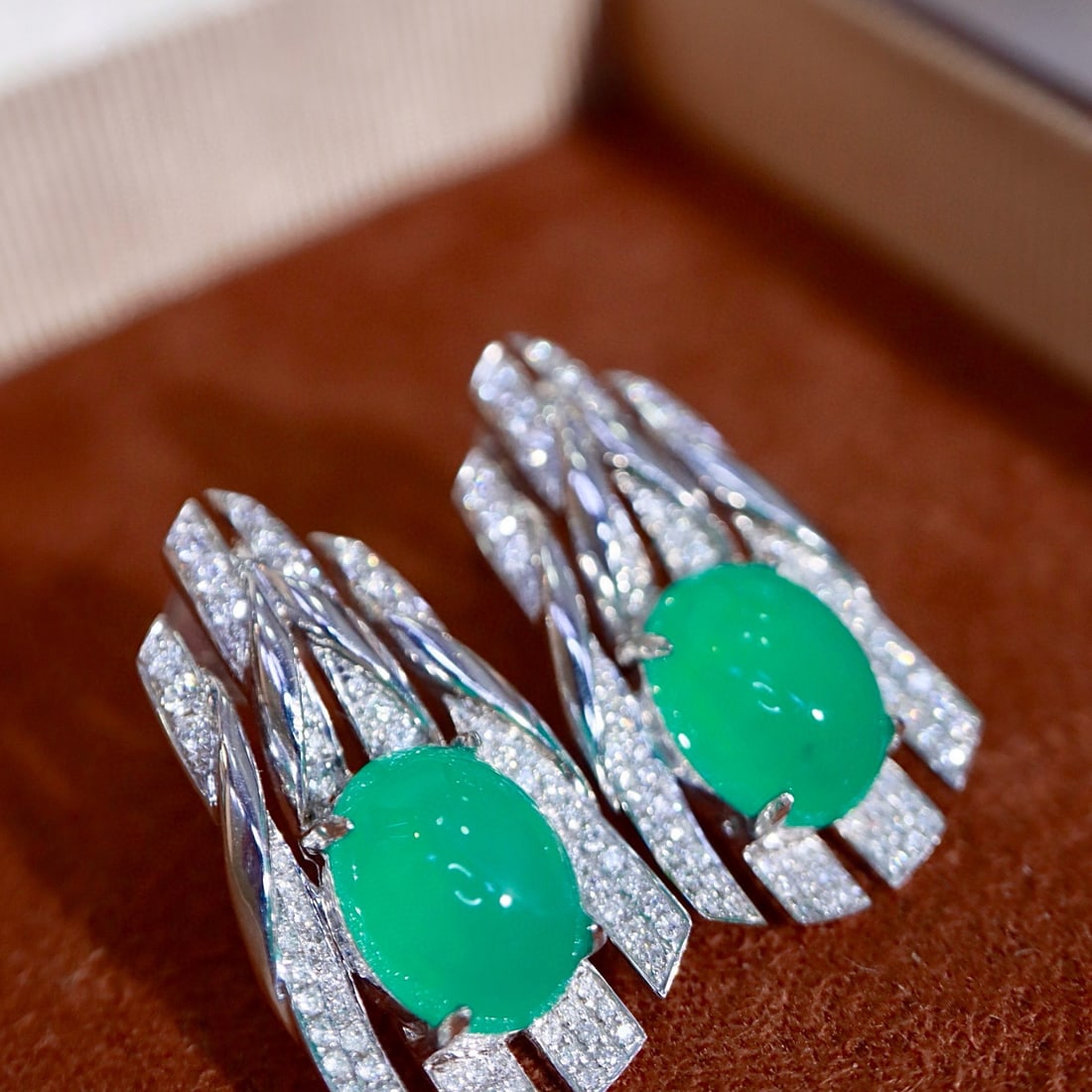 14k Gold 6.49 Ctw Natural Emerald & Diamond Earrings - 4