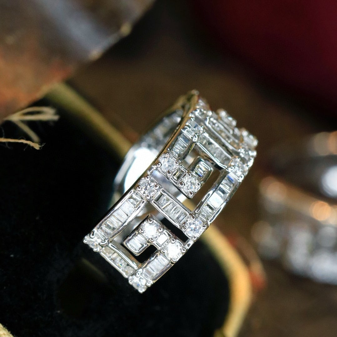 14k Gold 0.9 Ct Natural H Diamond Ring - 4