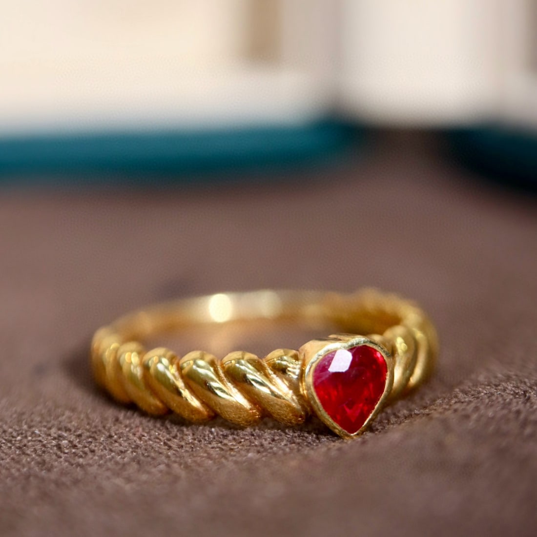 14k Gold 0.50 Ct Natural Ruby Ring - 2