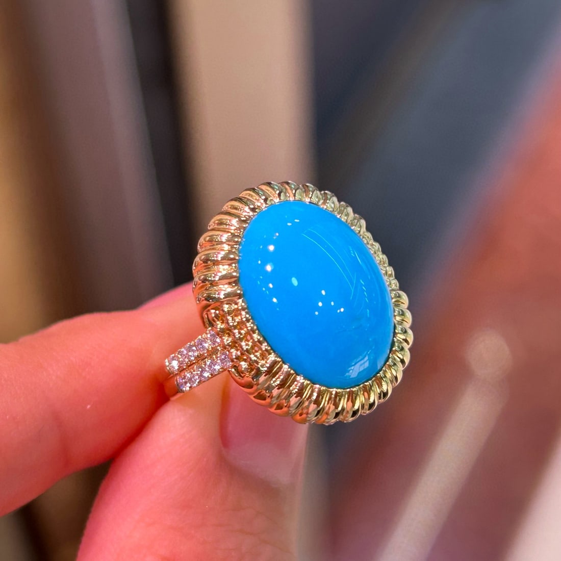 14k Gold 5.95 Ctw Natural Turquoise & Diamond Ring - 2